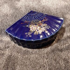 Kutani Cobalt Blue Peacock Fan Trinket Box Floral Design Asian Ceramic Dark Blue